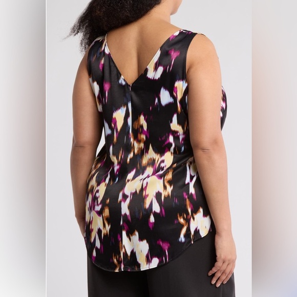 New! Nordstrom brand Women's Sleeveless Abstract Print Blouse Size 1X - Picture 4 of 13